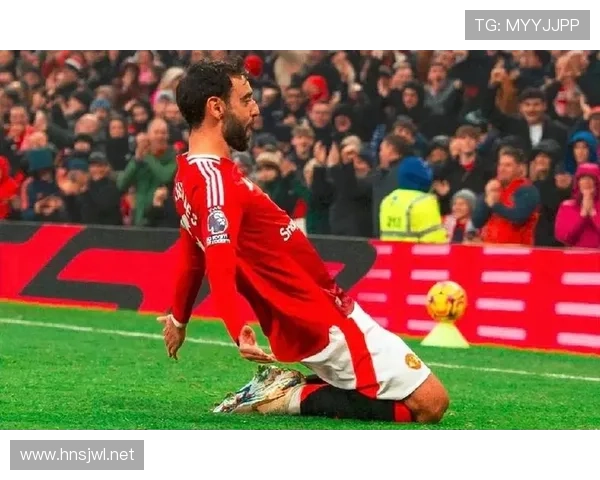 曼联重建困境加剧:频繁推倒重来却缺乏明确方向 曼联重建困境加剧:频繁推倒重来却缺乏明确方向