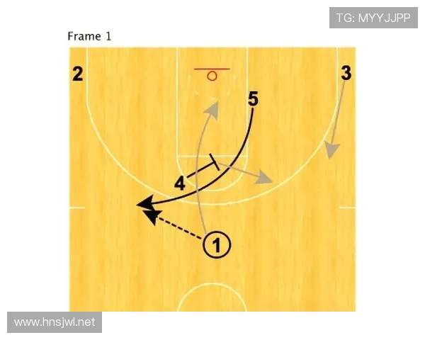 罗伯特·威廉姆斯挡拆制造高效错位率提升球队内线防守质量